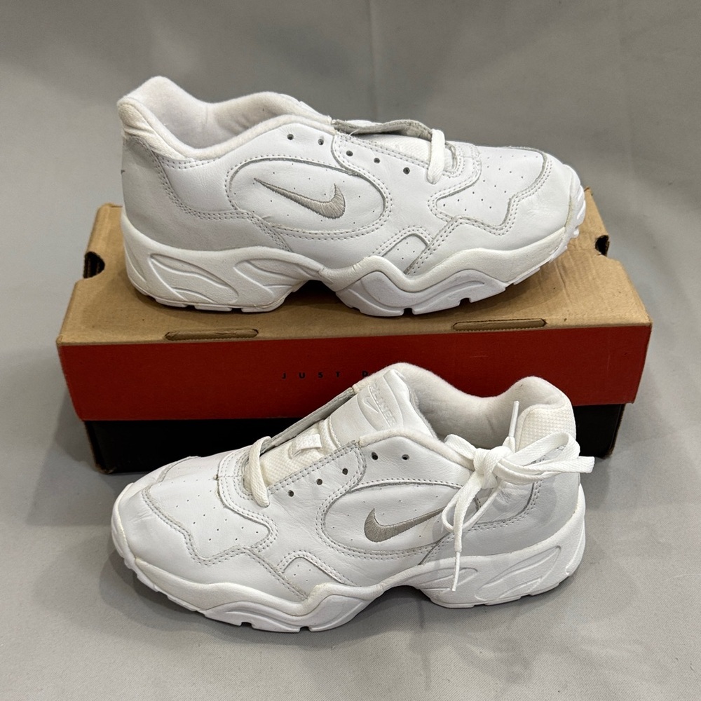 Vintage Nike Airliner Sneakers –Men’s Size 7 – Deadstock NIB (1997)